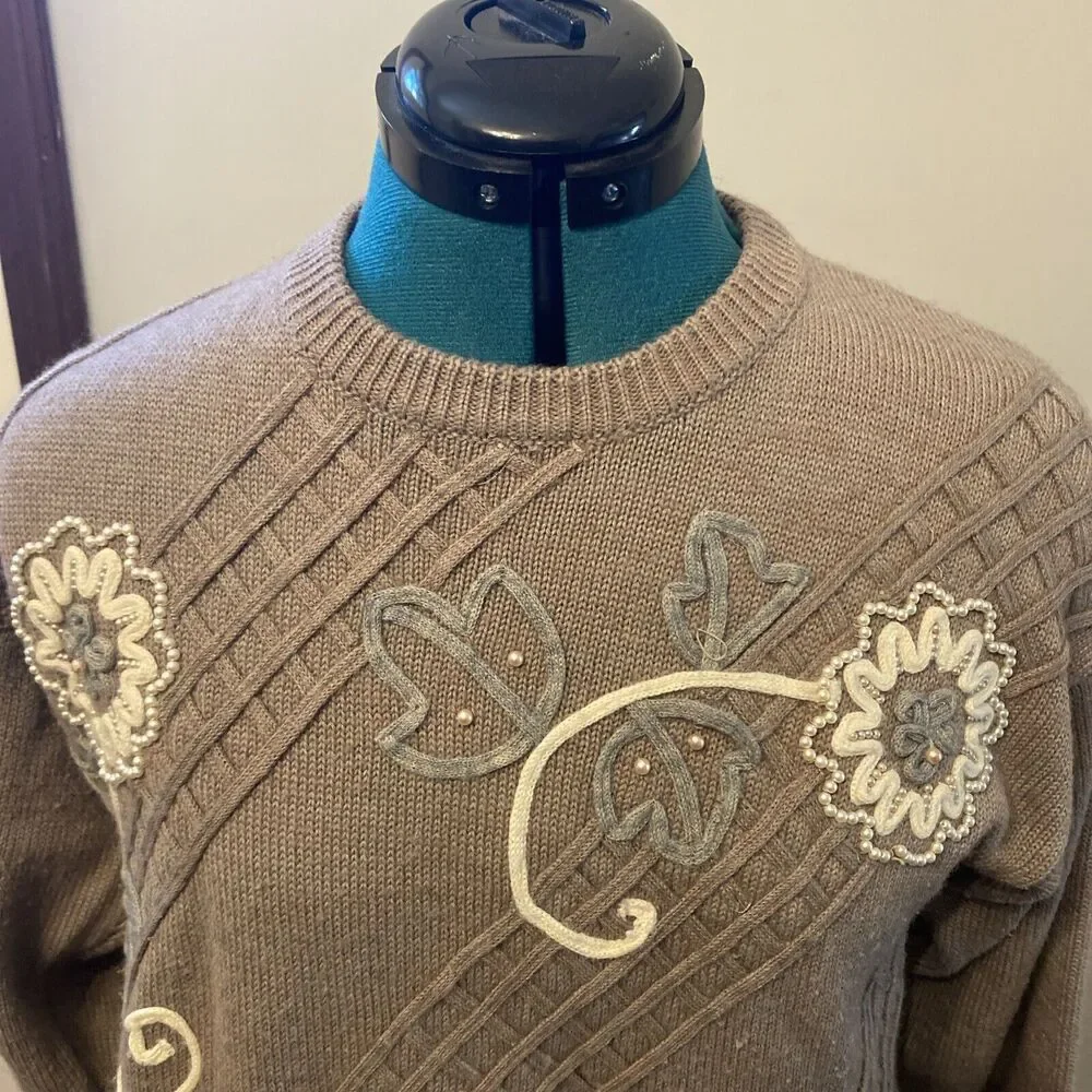 Jubiana Women Brown Bead Embellished Grandma Sheik Wool Blend Sweater Size L - Picture 2 of 8